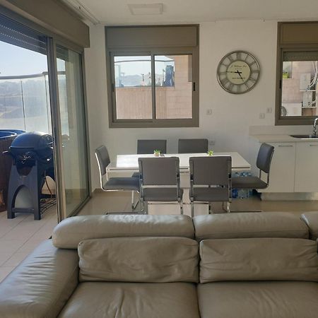 Top-Luxury Exclusive Аpt With Jacuzzi In Front Of The Sea إيلات المظهر الخارجي الصورة